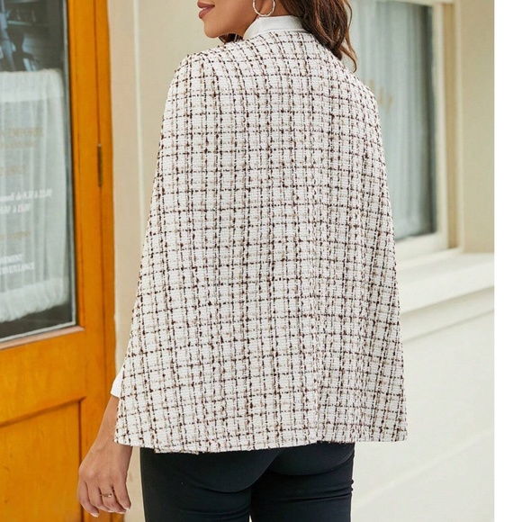 Classic Plaid Button up Cape Jacket Coat - Picture 5 of 5